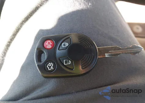 2010 Ford Taurus Se z USA, uszkodzony, nr VIN 1FAHP2DW3AG162308